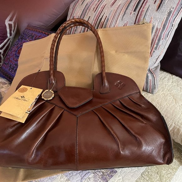 NWT Patricia Nash Vintage inspired Lione Handbag - Picture 2 of 4